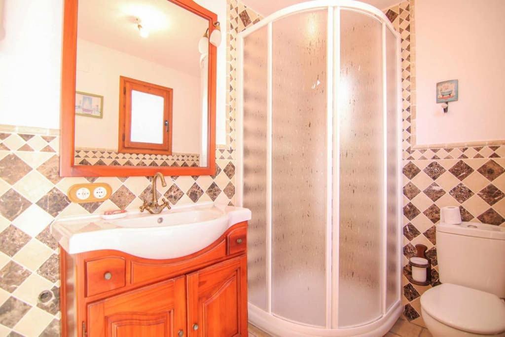Con Piscina Privada En Calpe - Terrasala * Casas de Torrat
